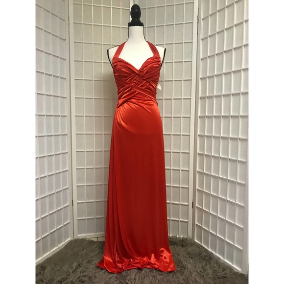 B. Darlin Sheath Halter Dress - Picture 1 of 5